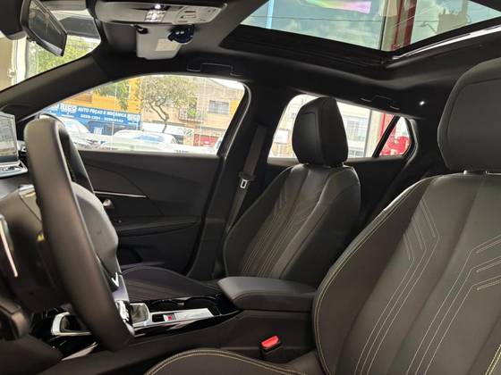 PEUGEOT 2008 1.0 TURBO 200 HYBRID GT CVT